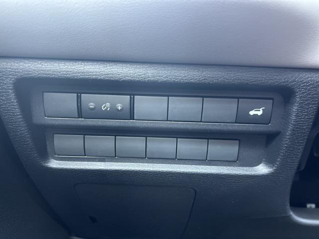 new 2025 Mitsubishi Outlander car, priced at $41,810