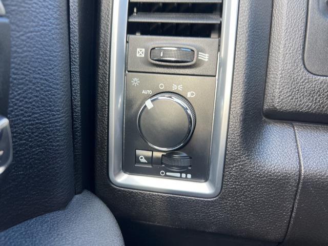 used 2022 Ram 1500 Classic car, priced at $31,000