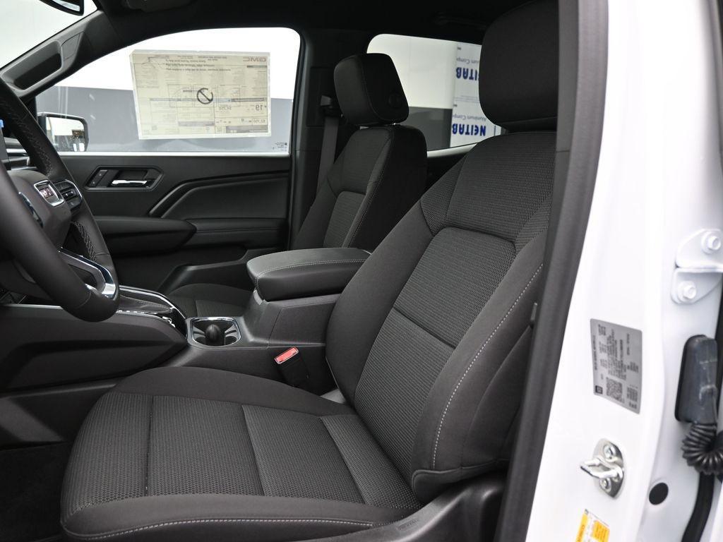 new 2025 GMC Canyon car, priced at $42,985