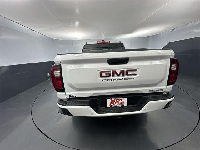 new 2025 GMC Canyon car, priced at $44,005
