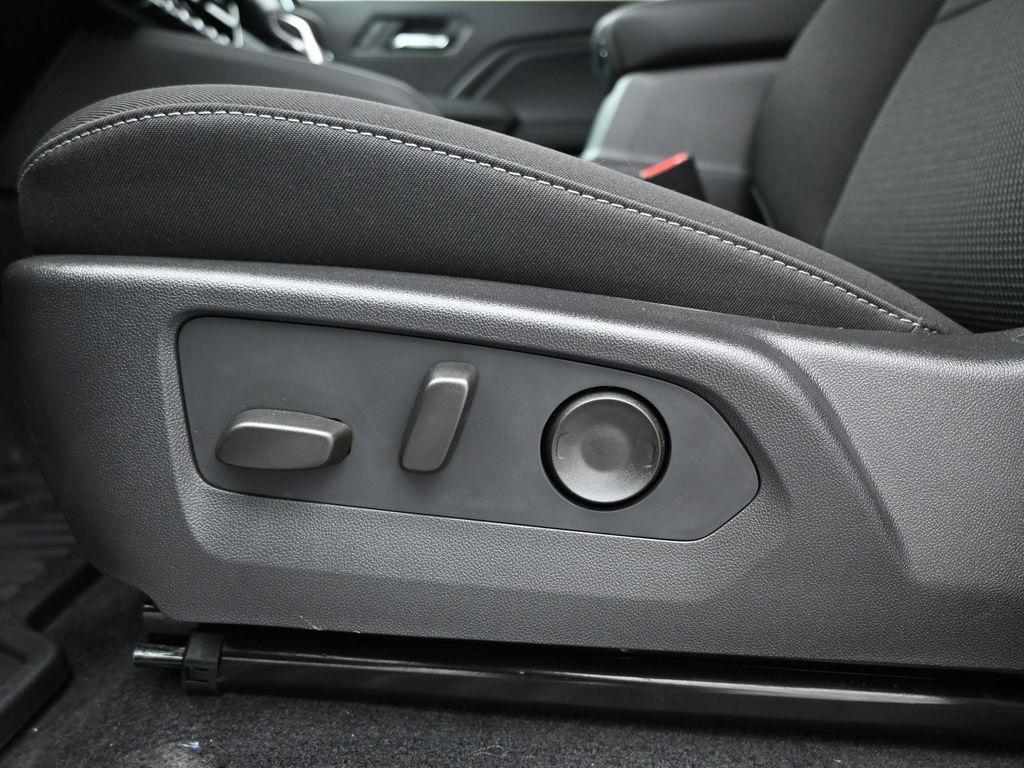 new 2025 GMC Canyon car, priced at $42,985
