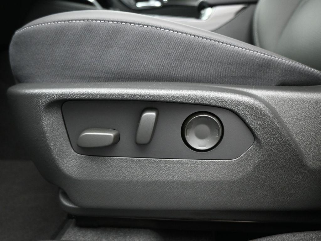 new 2025 Buick Envision car, priced at $40,840