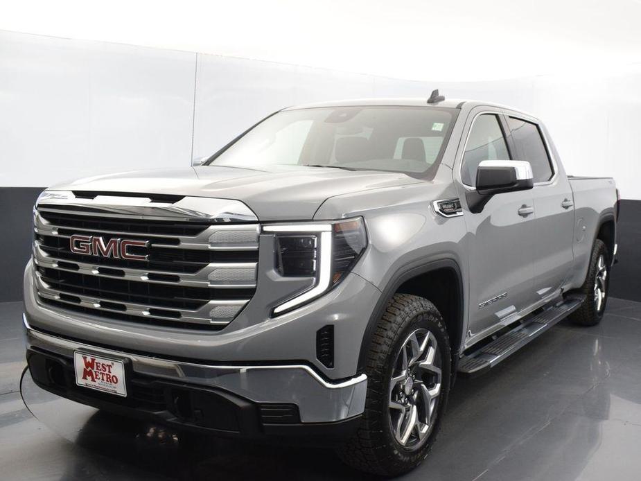 new 2024 GMC Sierra 1500 car, priced at $59,305