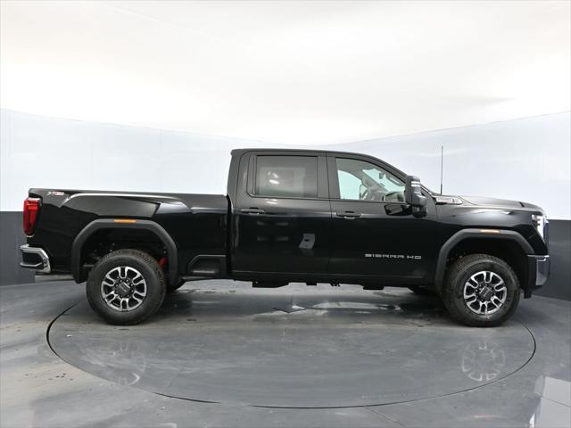 new 2025 GMC Sierra 3500 car, priced at $67,622