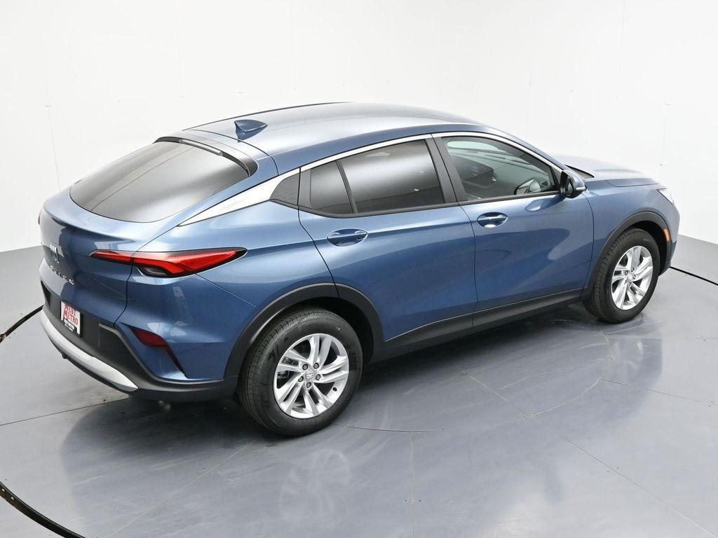 new 2025 Buick Envista car, priced at $25,985