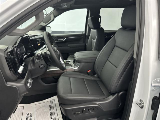 new 2025 GMC Sierra 1500 car, priced at $59,175