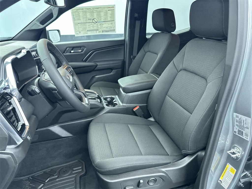 new 2025 GMC Canyon car, priced at $42,485
