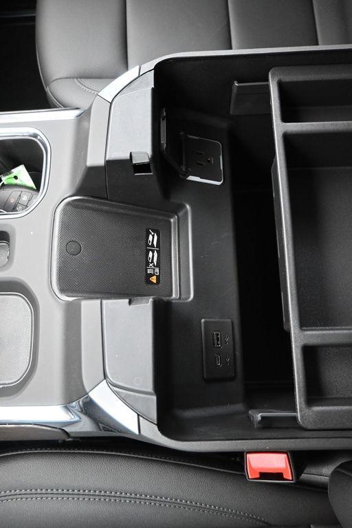new 2025 GMC Sierra 1500 car, priced at $59,670