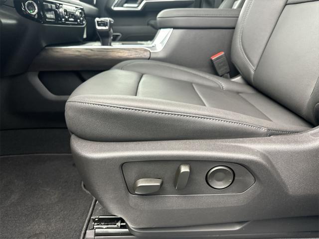 new 2025 GMC Sierra 1500 car, priced at $59,670