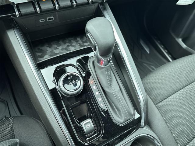 new 2025 GMC Canyon car, priced at $45,035