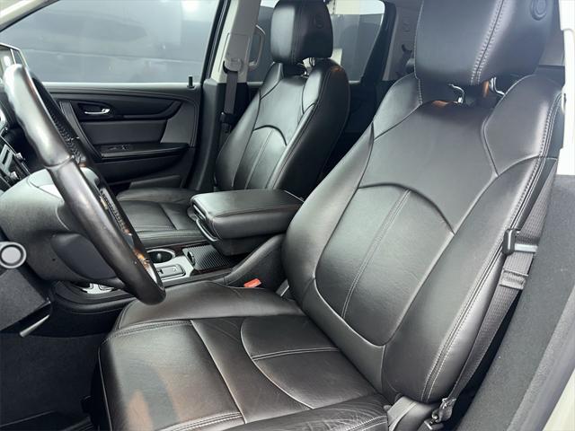 used 2017 Chevrolet Traverse car, priced at $14,990