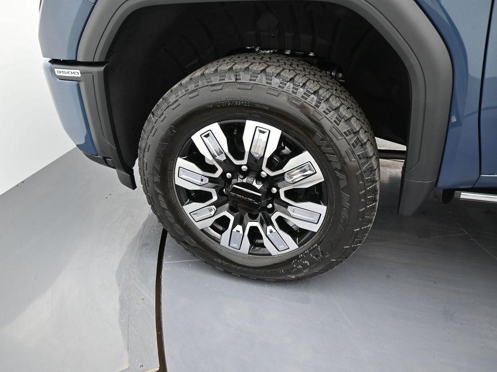 new 2026 GMC Sierra 3500 car, priced at $89,236