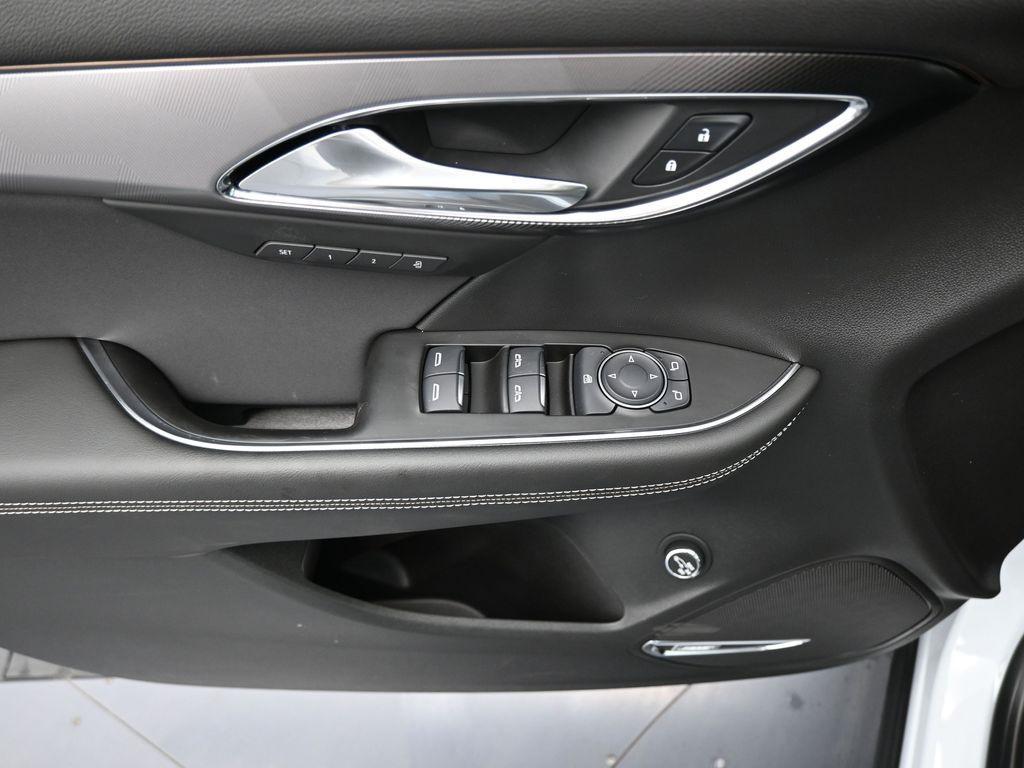 new 2025 Buick Envision car, priced at $44,585