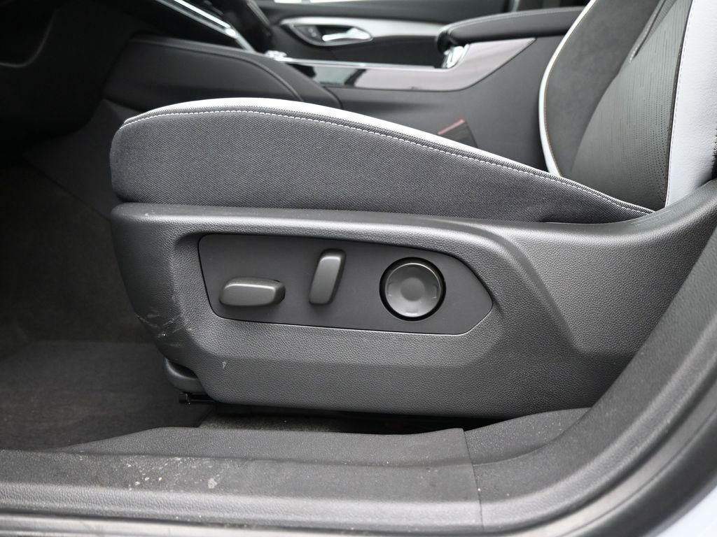 new 2025 Buick Envision car, priced at $44,585