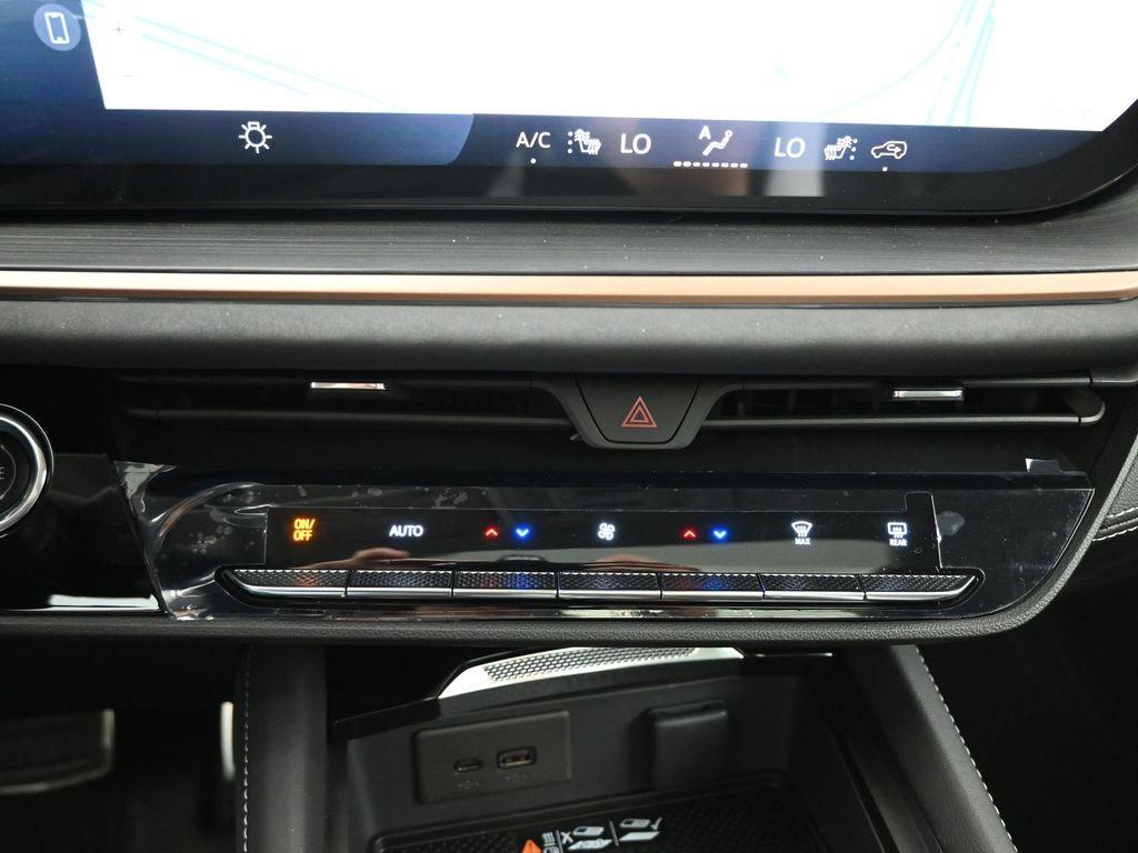 new 2025 Buick Envision car, priced at $44,585