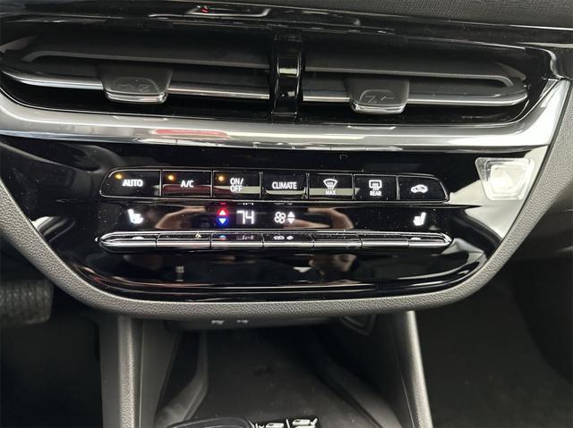 new 2025 Buick Envista car, priced at $31,110
