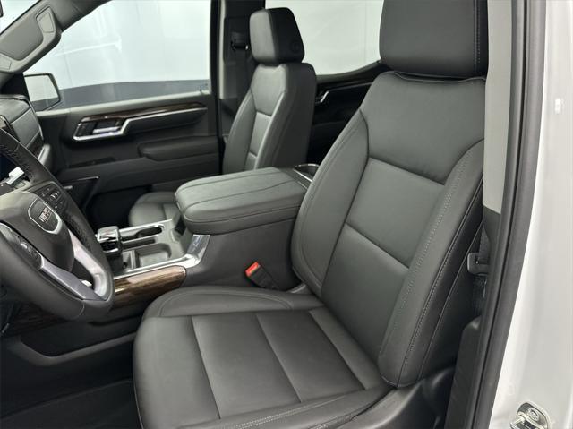 new 2025 GMC Sierra 1500 car, priced at $60,675