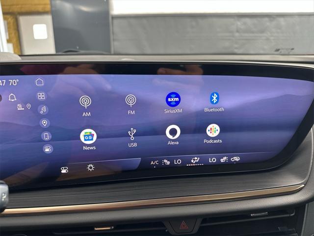 new 2025 Buick Envision car, priced at $45,895