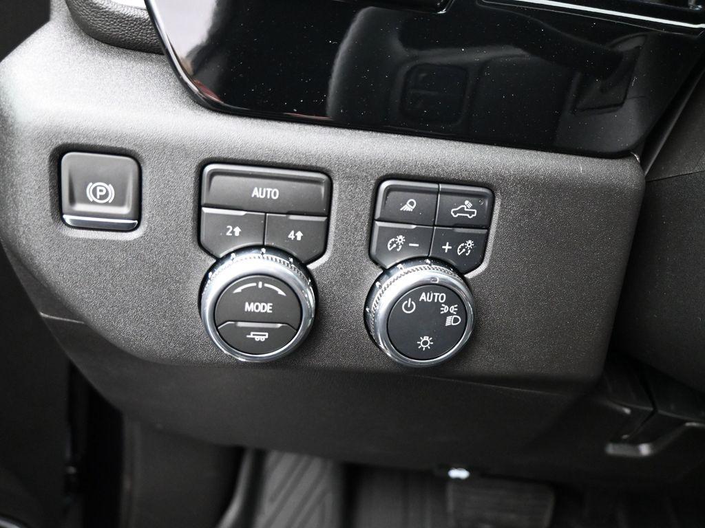 new 2026 GMC Sierra 1500 car, priced at $58,015