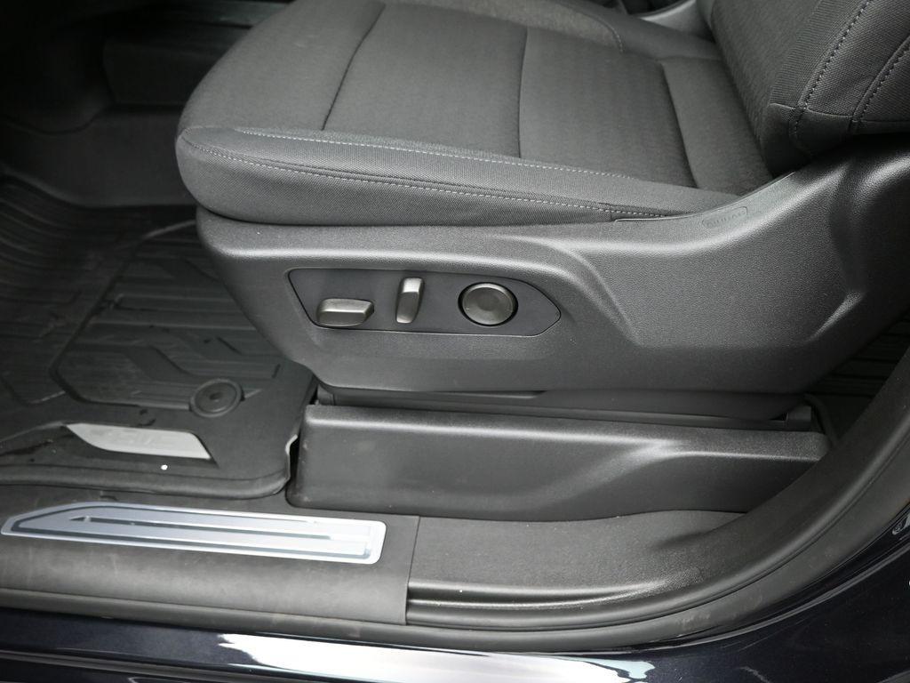 new 2026 GMC Sierra 1500 car, priced at $58,015
