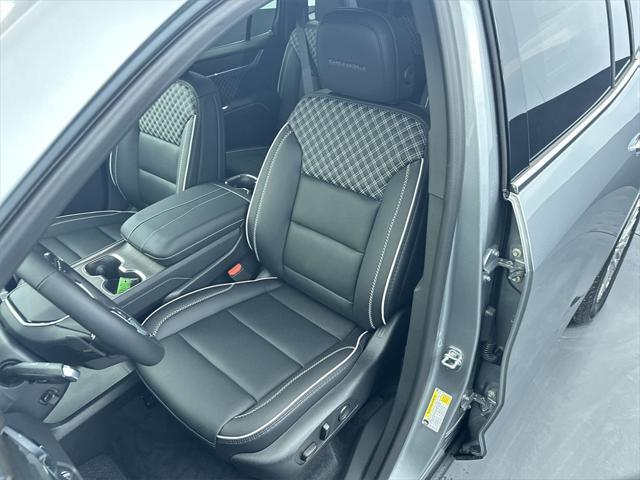 new 2025 GMC Acadia car, priced at $55,766
