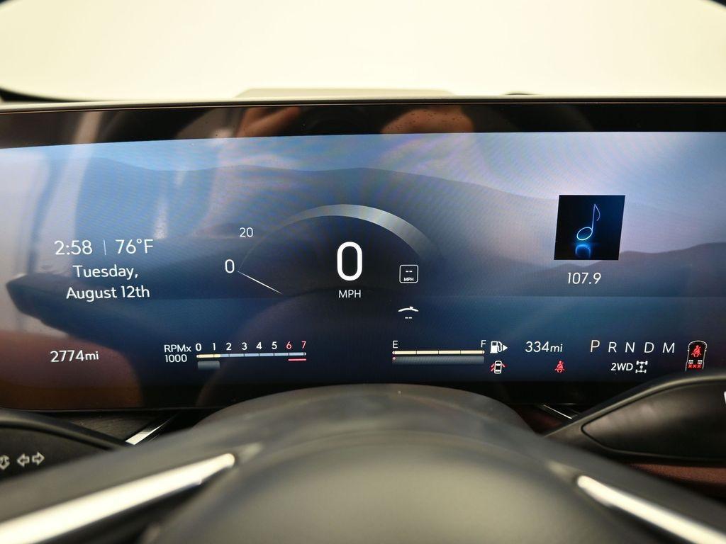 new 2025 Buick Envision car, priced at $36,985