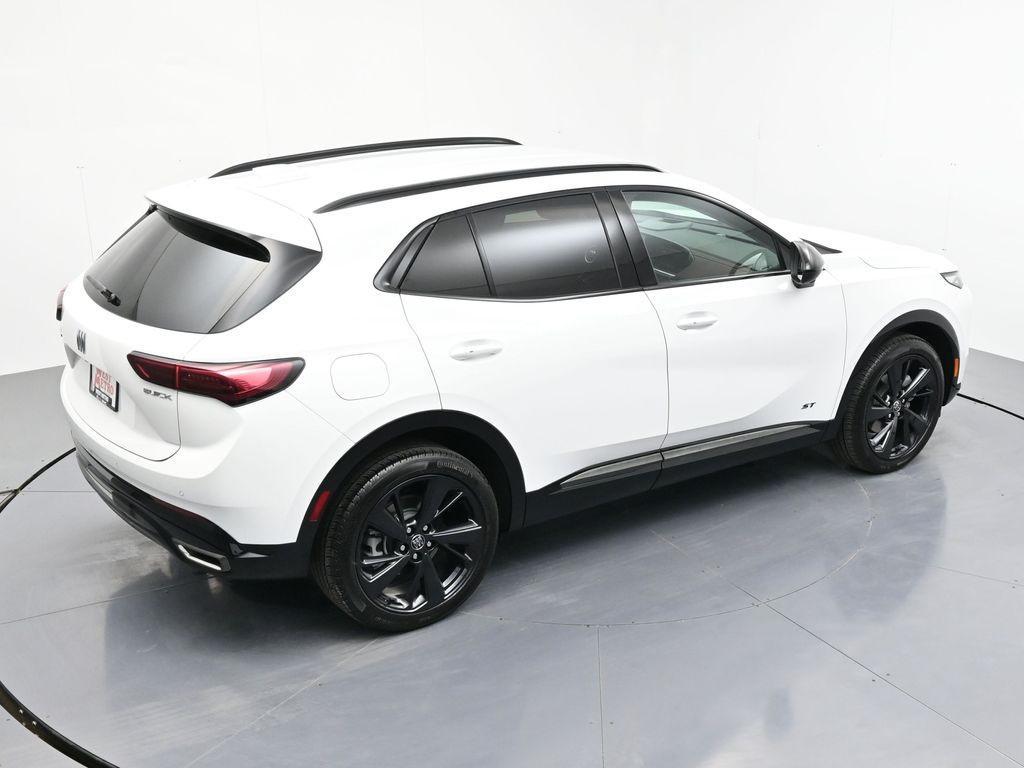new 2025 Buick Envision car, priced at $36,985