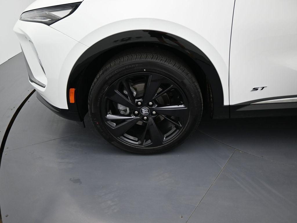 new 2025 Buick Envision car, priced at $36,985