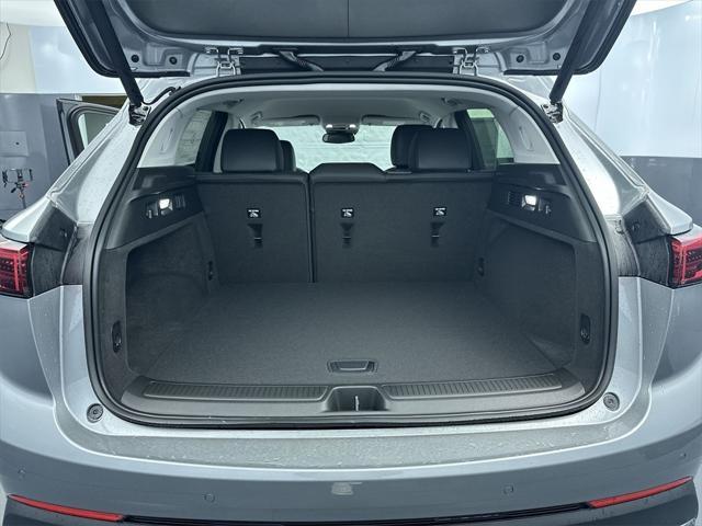 new 2025 Buick Envision car, priced at $38,440