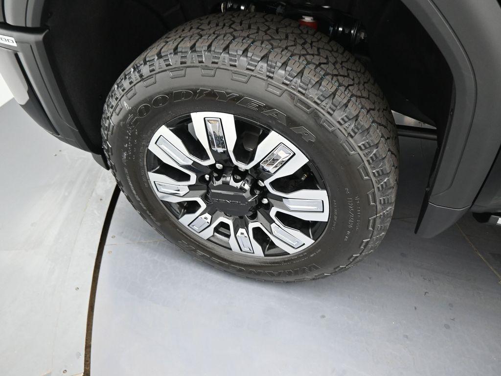 new 2026 GMC Sierra 2500 car, priced at $78,590