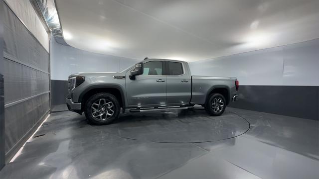 new 2025 GMC Sierra 1500 car, priced at $53,420