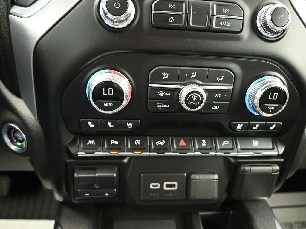 used 2021 GMC Sierra 1500 car, priced at $33,690