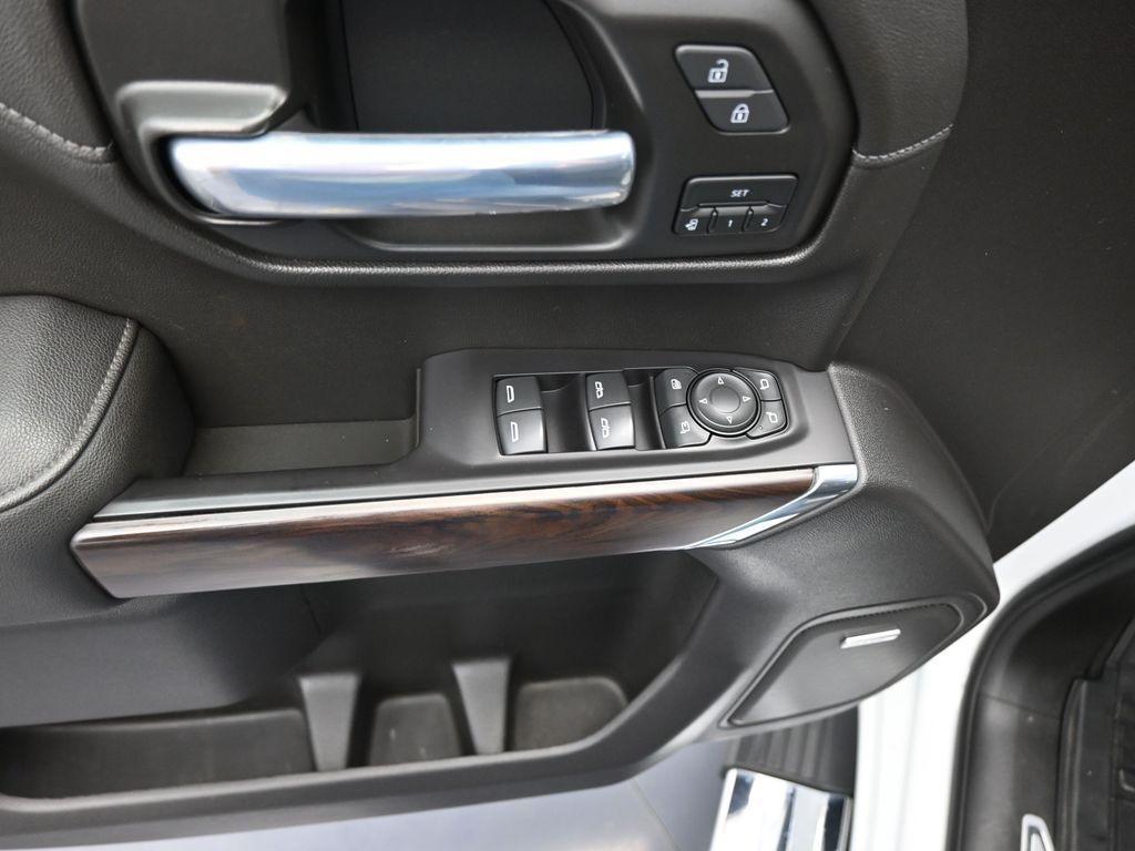 used 2021 GMC Sierra 1500 car, priced at $33,690
