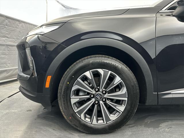 new 2025 Buick Envision car, priced at $38,440