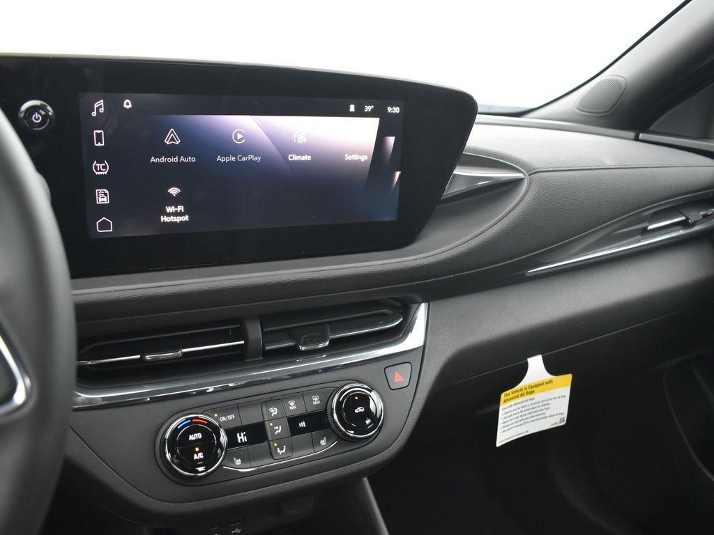 used 2024 Buick Envista car