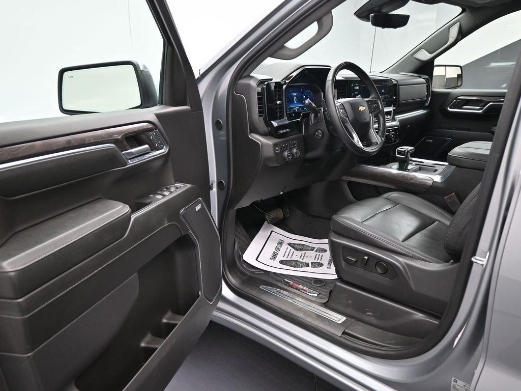 used 2024 Chevrolet Silverado 1500 car