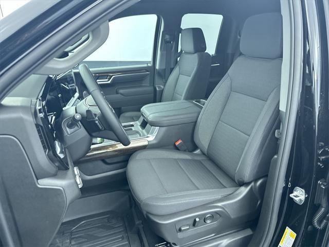 new 2025 GMC Sierra 1500 car, priced at $55,845