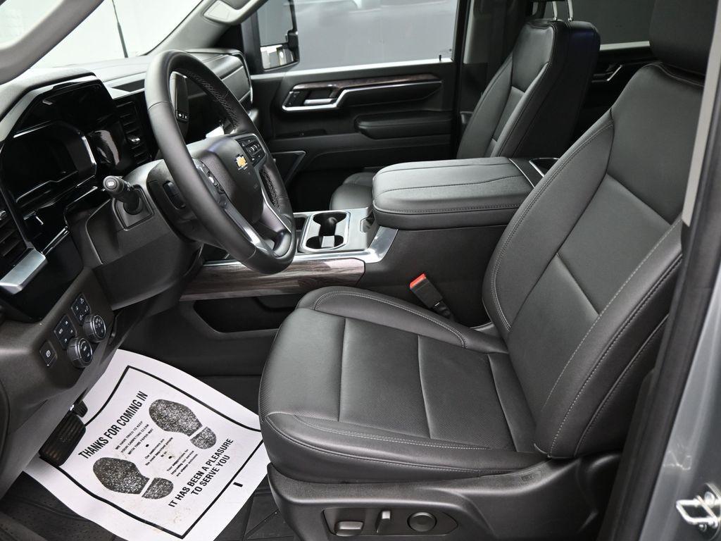 used 2024 Chevrolet Silverado 2500 car, priced at $69,990