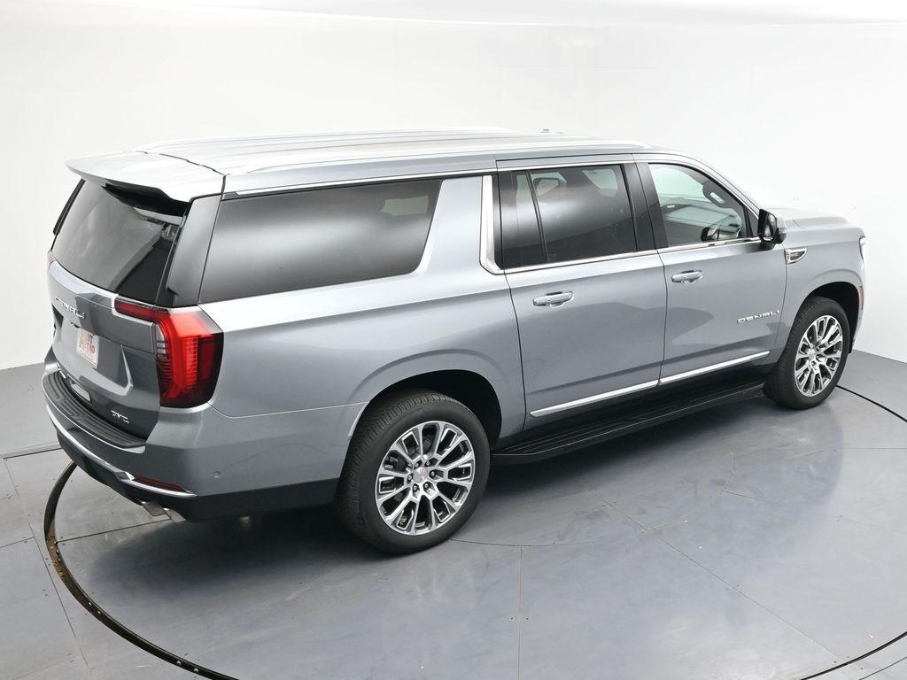 used 2025 GMC Yukon XL car