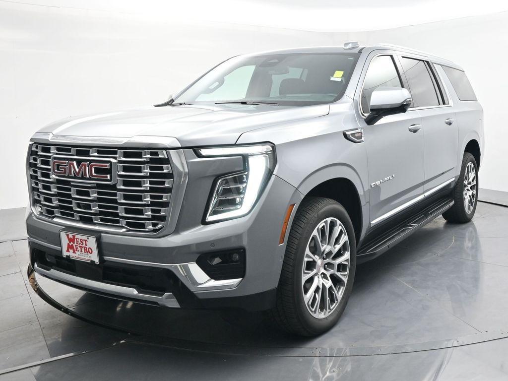 used 2025 GMC Yukon XL car