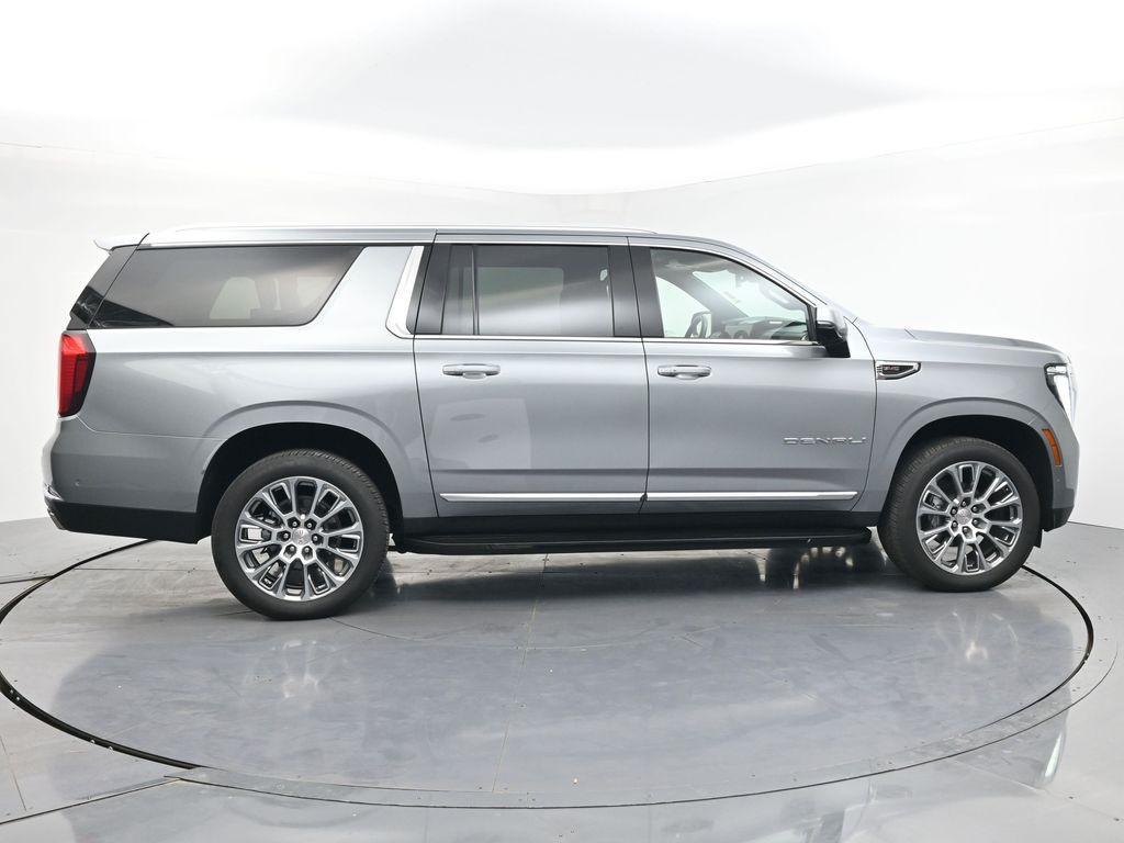 used 2025 GMC Yukon XL car