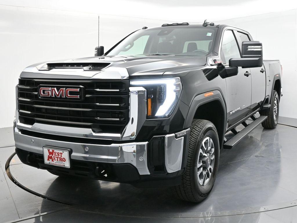 new 2025 GMC Sierra 3500 car, priced at $68,277
