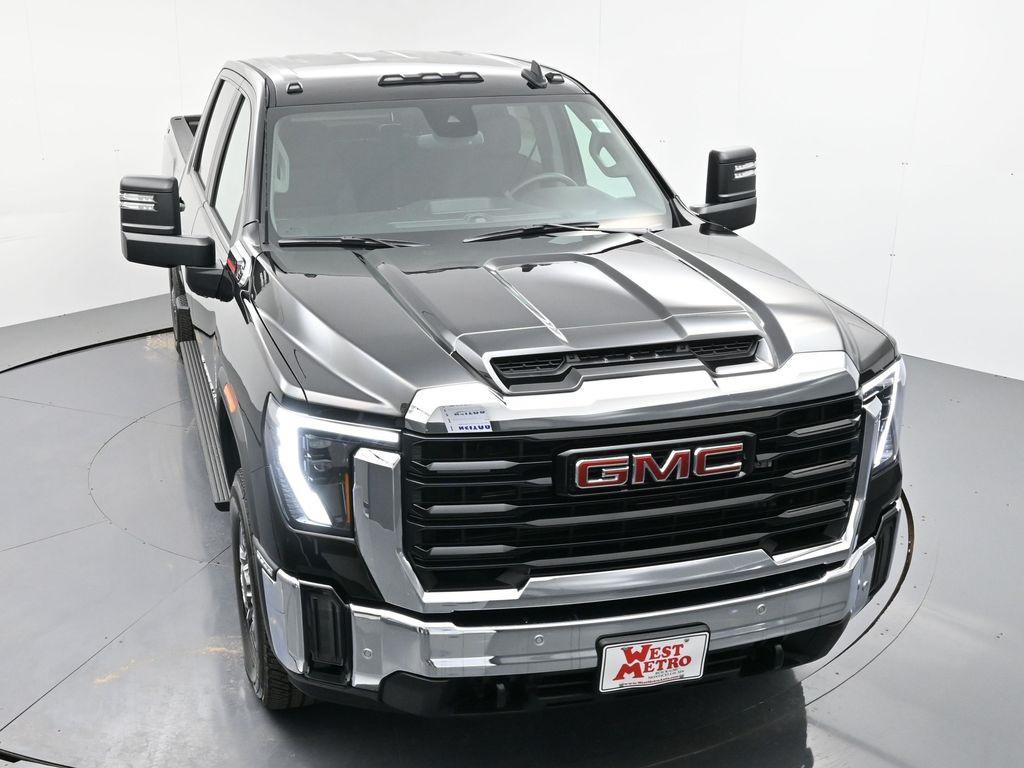 new 2025 GMC Sierra 3500 car, priced at $66,985