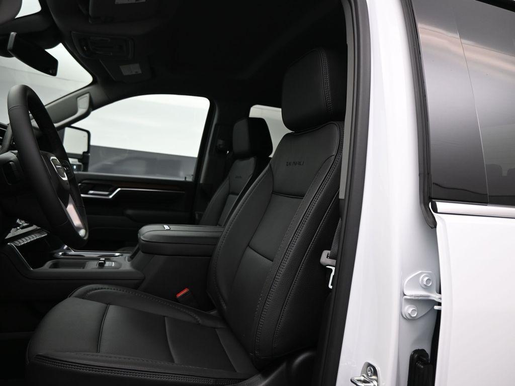 new 2026 GMC Sierra 3500 car, priced at $76,654