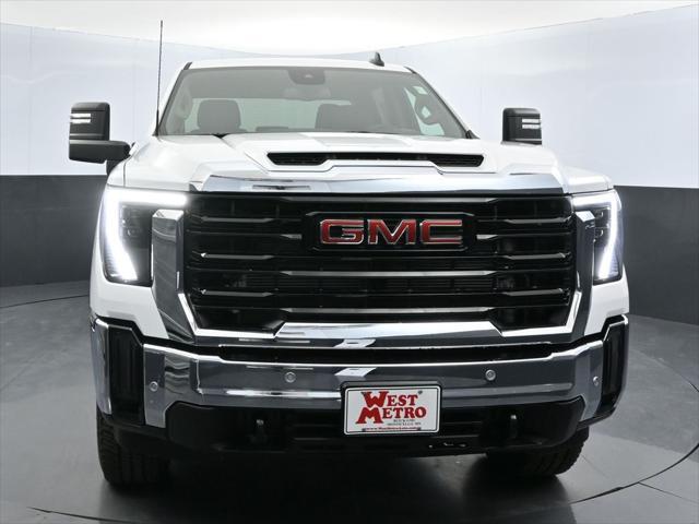 new 2025 GMC Sierra 3500 car, priced at $67,147