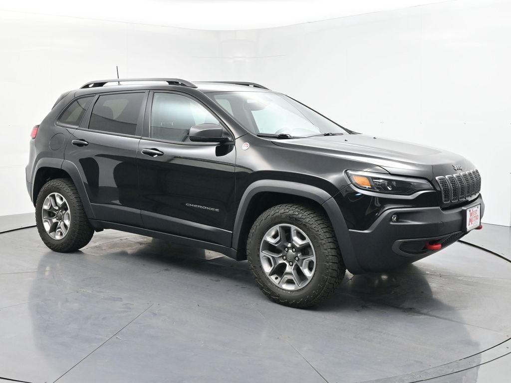 used 2019 Jeep Cherokee car, priced at $15,990