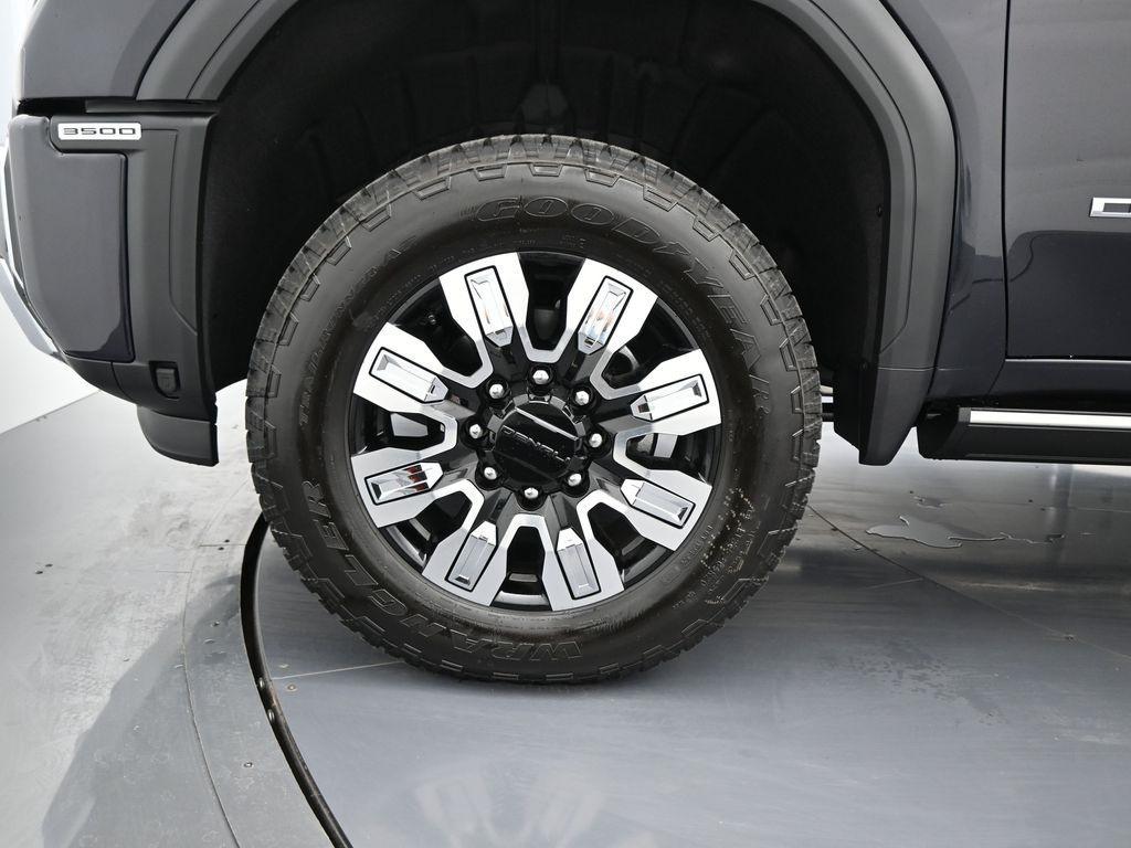 new 2026 GMC Sierra 3500 car, priced at $89,236