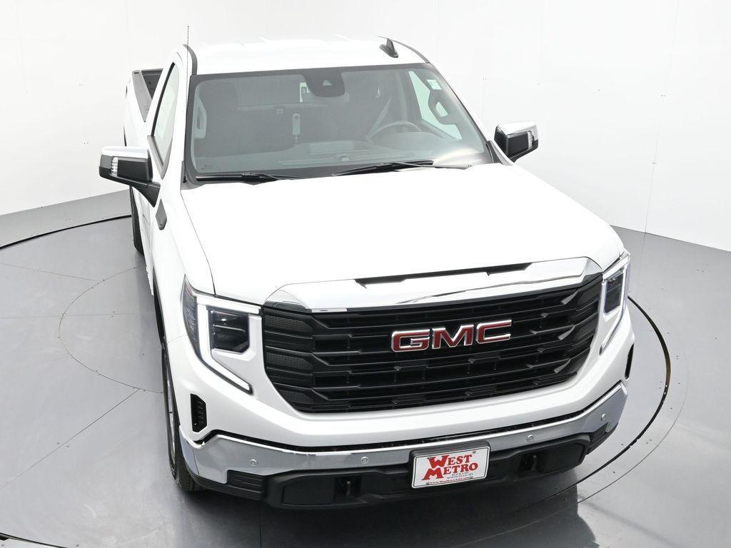 new 2025 GMC Sierra 1500 car, priced at $42,490