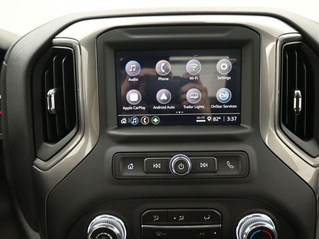 new 2025 GMC Sierra 1500 car, priced at $42,490