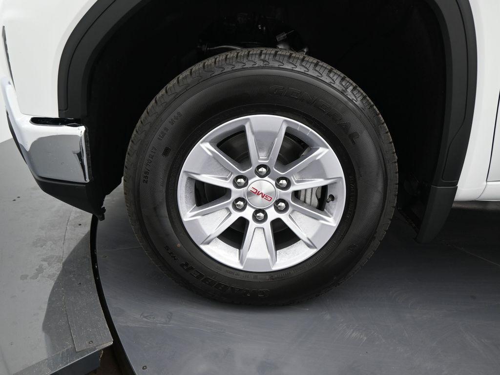 new 2025 GMC Sierra 1500 car, priced at $42,490